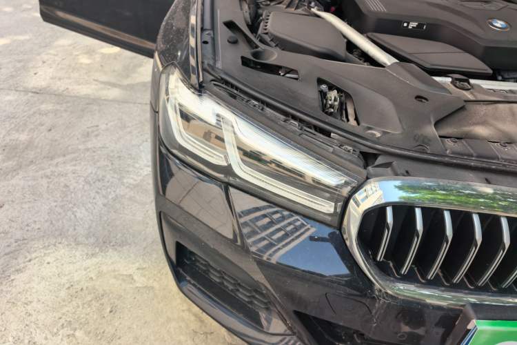 Used BMW 5 Series 2022 Second Facelift 525Li M Sport Package Right Front Headlight