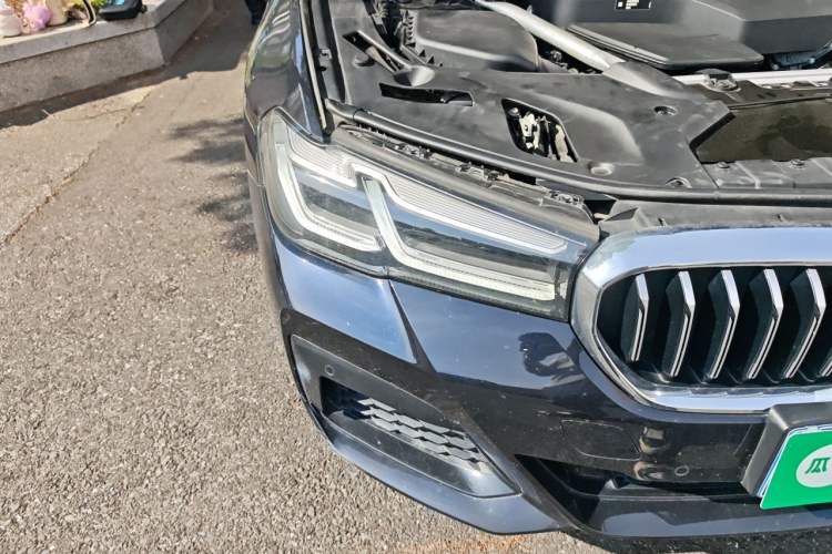 Used BMW 5 Series 2022 Second Facelift 525Li M Sport Package Right Front Headlight