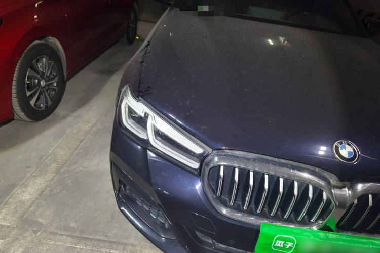 Used BMW 5 Series 2022 530Li Leading Model M Sport Package Right Front Headlight