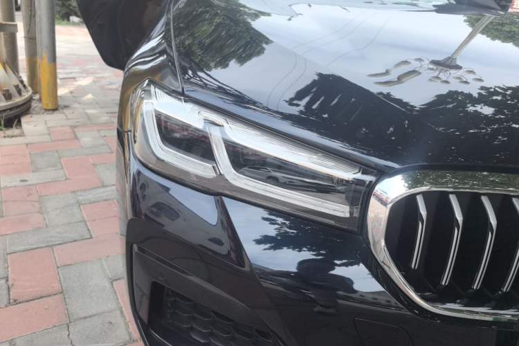 Used BMW 5 Series 2022 Second Facelift 525i M Sport Package Right Front Headlight