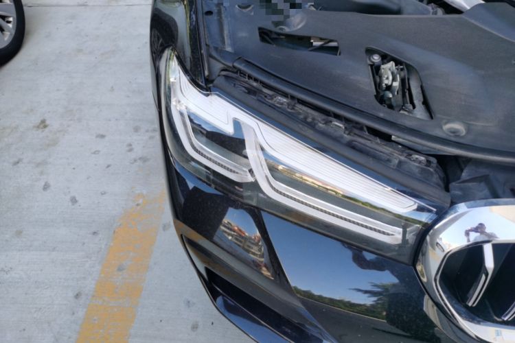 Used BMW 5 Series 2022 Second Facelift 525Li M Sport Package Right Front Headlight