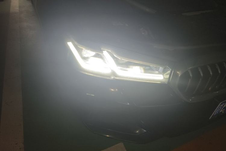 Used BMW 5 Series 2022 Restyled 530Li Leading Edition M Sport Package Right Front Headlight