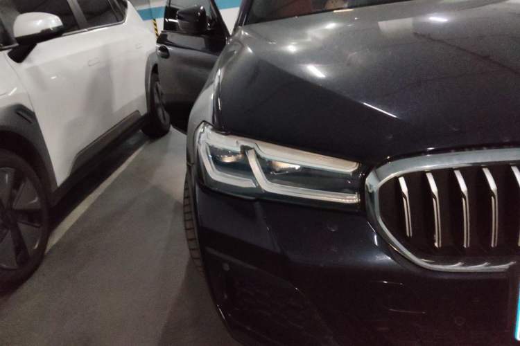 Used BMW 5 Series 2022 Restyled 525i M Sport Package Right Front Headlight