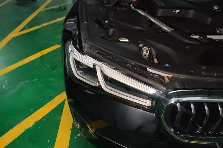 Used BMW 5 Series 2022 Second Facelift 525Li Luxury Package Right Front Headlight