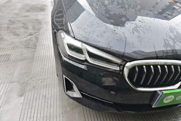 Used BMW 5 Series 2022 Updated 530Li Leading Edition Luxury Package Right Front Headlight