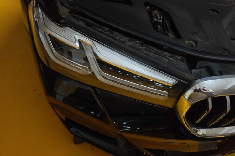Used BMW 5 Series 2022 Second Facelift 525Li M Sport Package Right Front Headlight