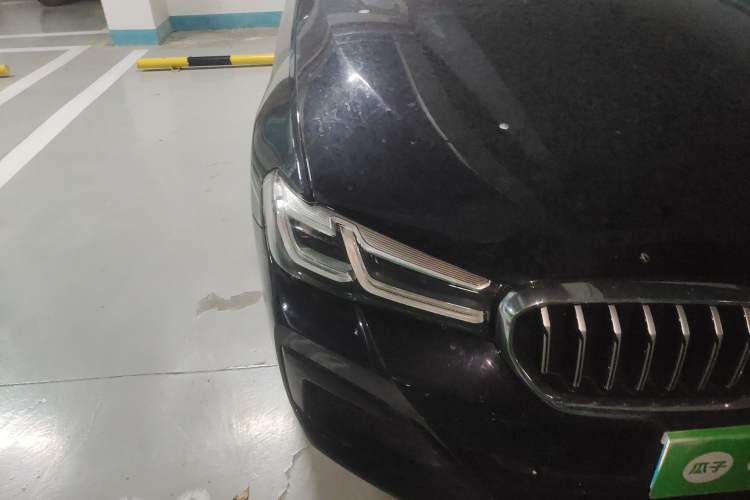 Used BMW 5 Series 2022 Revised Version 3 530Li Luxury Edition M Sport Package Right Front Headlight