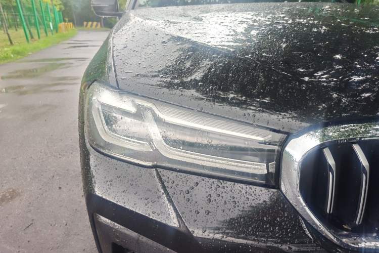 Used BMW 5 Series 2022 Restyled 525Li M Sport Package Right Front Headlight