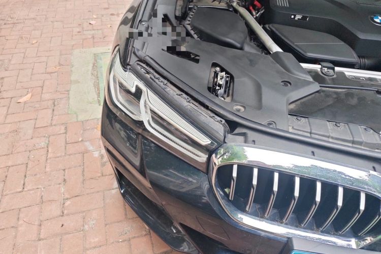 Used BMW 5 Series 2022 Revised Version 3 530Li Luxury Edition M Sport Package Right Front Headlight