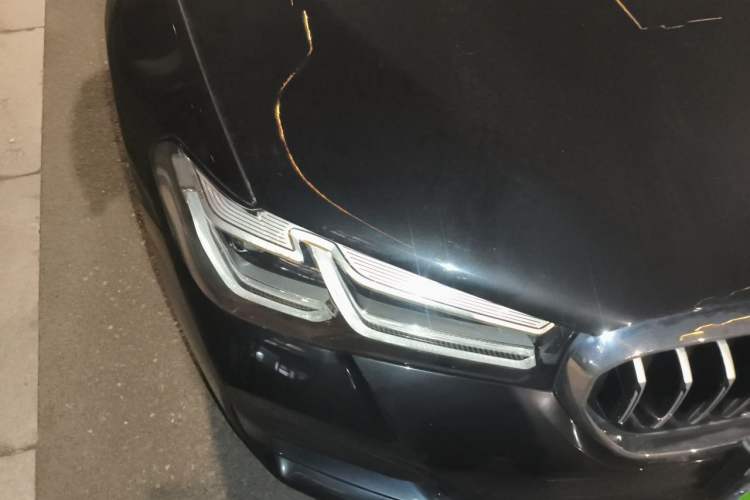 Used BMW 5 Series 2022 Second Facelift 530Li Luxury Version M Sport Package Right Front Headlight