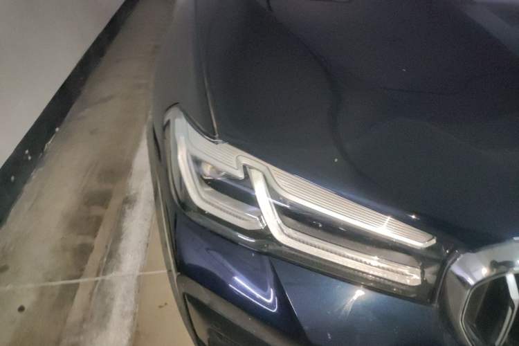 Used BMW 5 Series 2022 Restyled 525Li M Sport Package Right Front Headlight