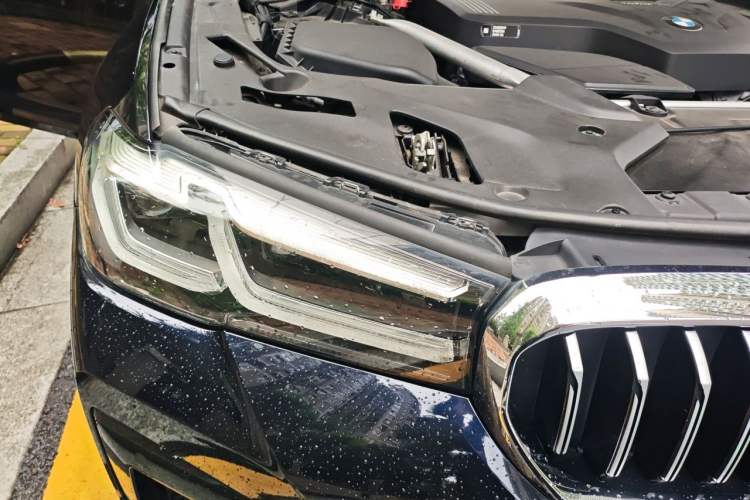 Used BMW 5 Series 2022 Second Facelift 525i M Sport Package Right Front Headlight