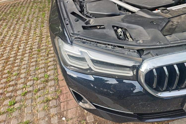 Used BMW 5 Series 2022 Updated 530Li Luxury Edition Premium Package Right Front Headlight