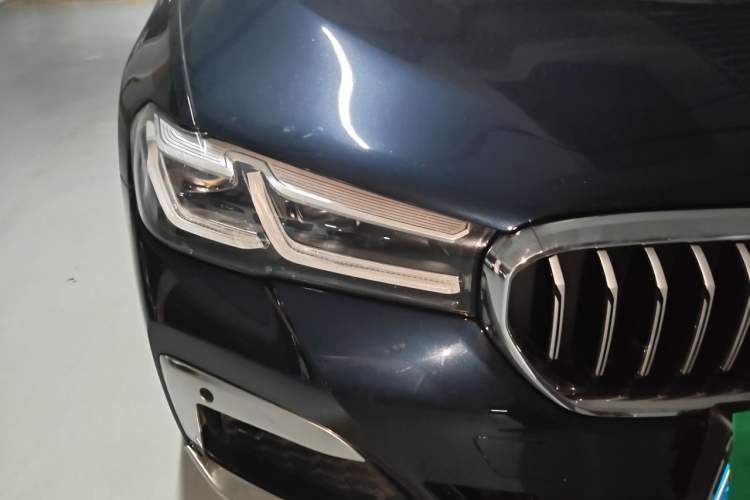 Used BMW 5 Series 2022 Revised Version 530Li xDrive M Sport Package Right Front Headlight