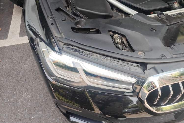 Used BMW 5 Series 2022 Restyled 525Li M Sport Package Right Front Headlight