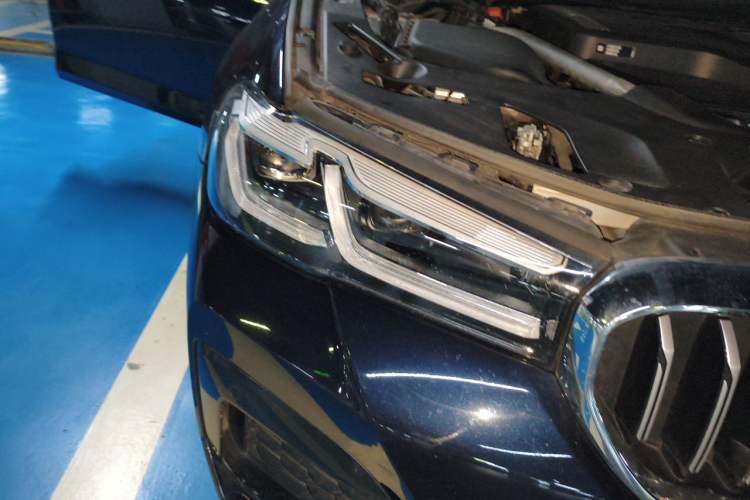 Used BMW 5 Series 2022 525i M Sport Package Right Front Headlight