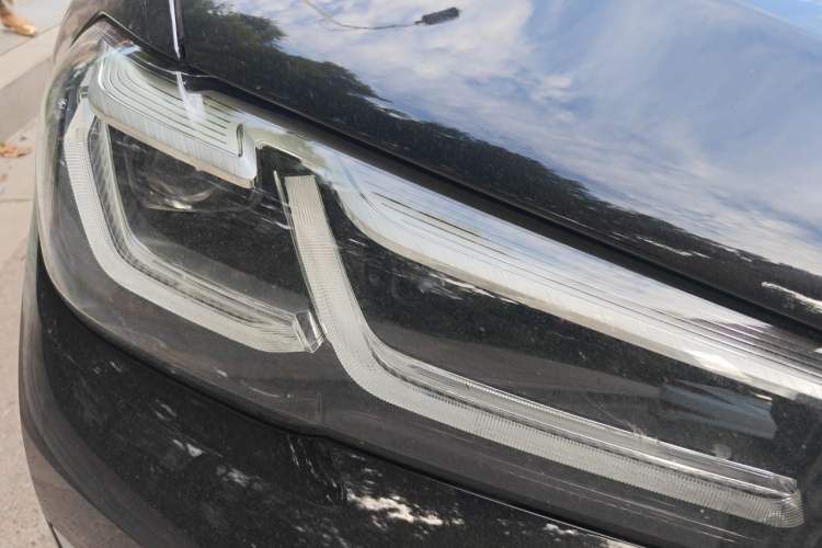 Used BMW 5 Series 2022 Restyled 525Li Luxury Package Right Front Headlight