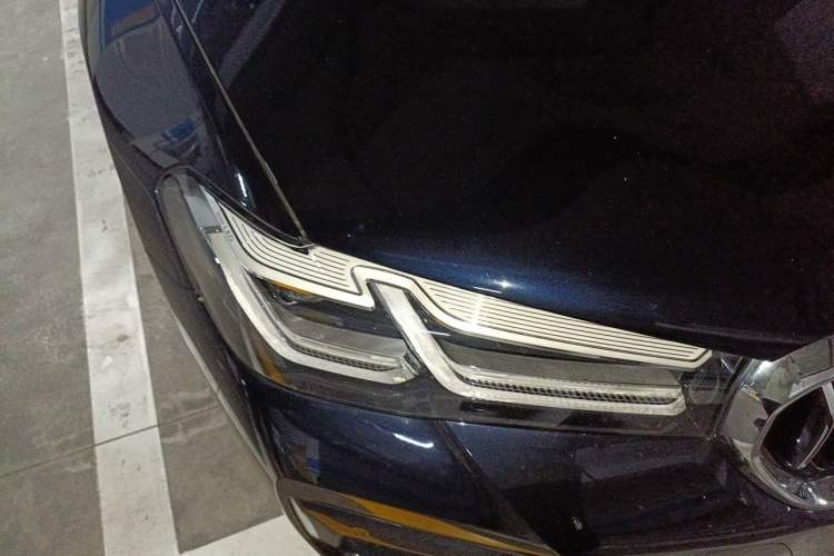 Used BMW 5 Series 2022 Second Facelift 525Li M Sport Package Right Front Headlight