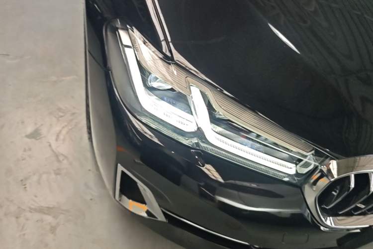Used BMW 5 Series 2022 Second Facelift 525Li Luxury Package Right Front Headlight