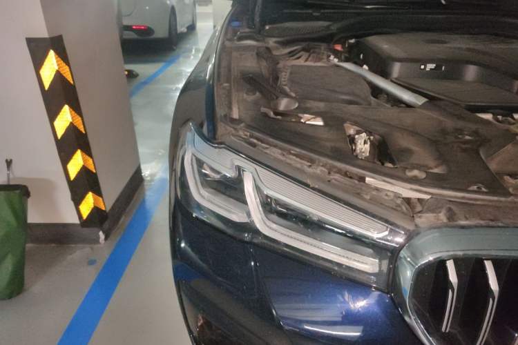 Used BMW 5 Series 2022 Revised Version 530Li xDrive M Sport Package Right Front Headlight