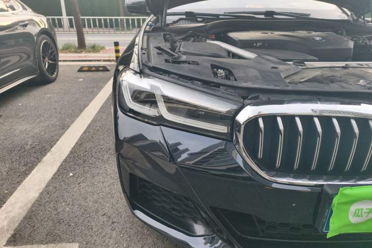 Used BMW 5 Series 2022 530Li xDrive M Sport Package Right Front Headlight
