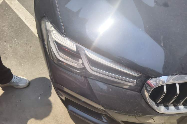 Used BMW 5 Series 2022 Second Facelift 525Li M Sport Package Right Front Headlight