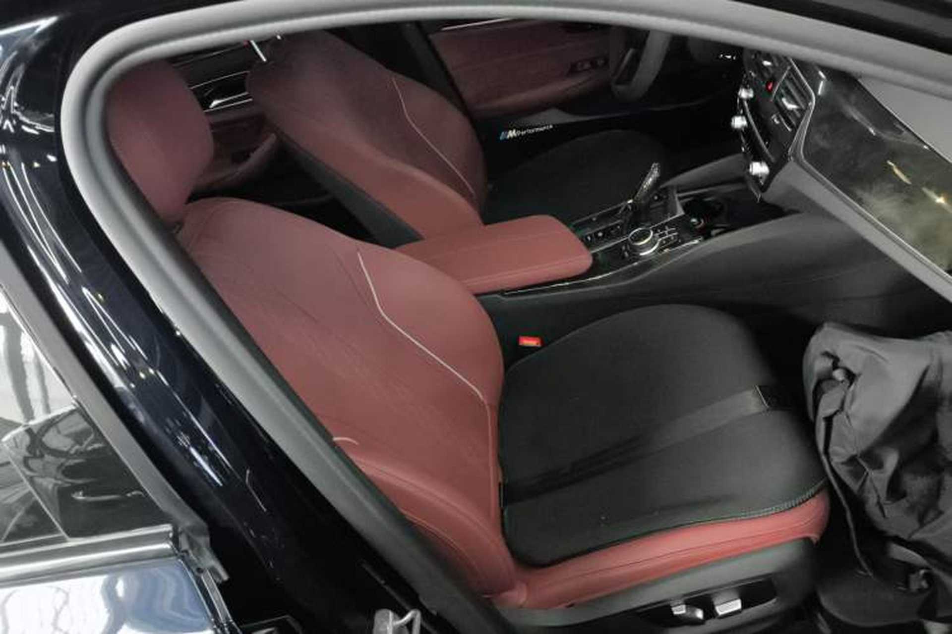 Used BMW 5 Series 2022 Restyled 525Li M Sport Package Right Front Seat