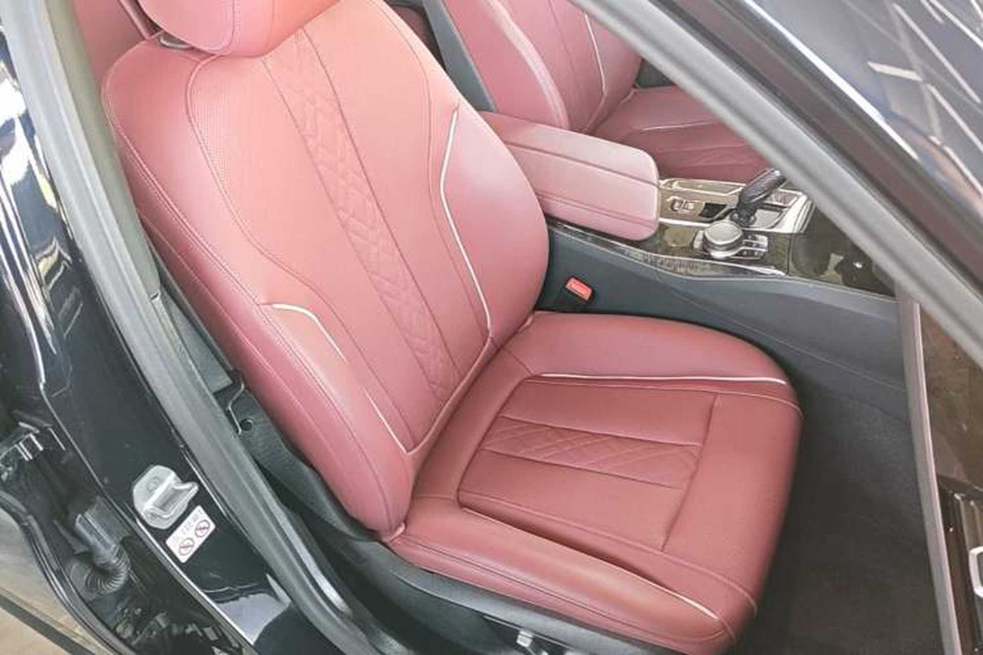 Used BMW 5 Series 2022 Second Facelift 525Li M Sport Package Right Front Seat