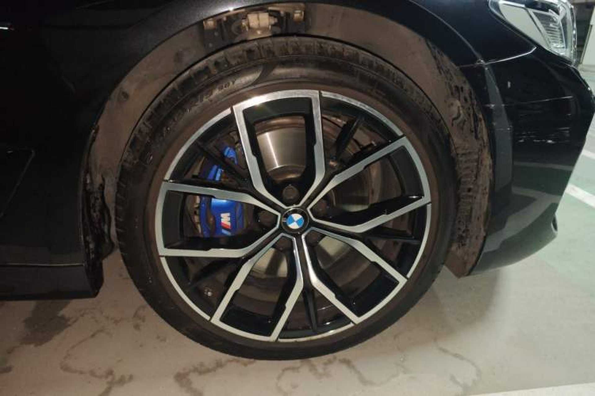 Used BMW 5 Series 2022 Second Facelift 530i M Sport Package Right Front Wheel Hub