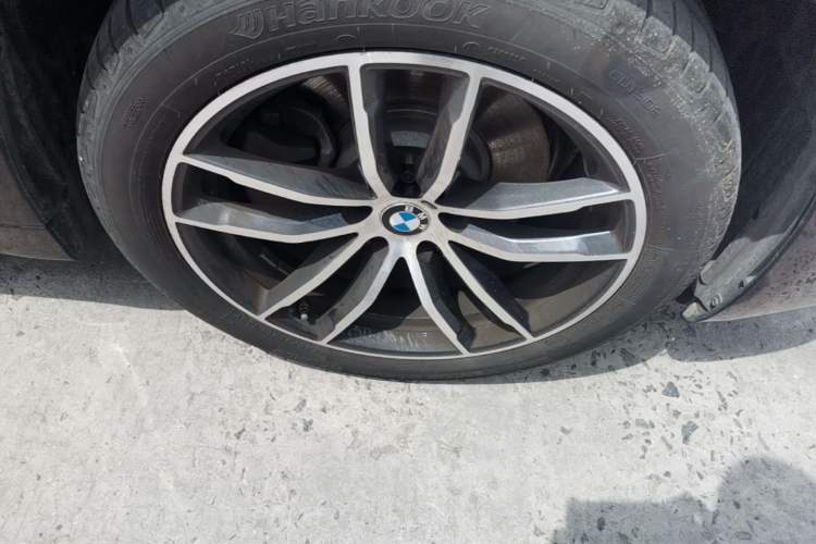 Used BMW 5 Series 2022 Restyled 525Li M Sport Package Right Front Wheel Hub