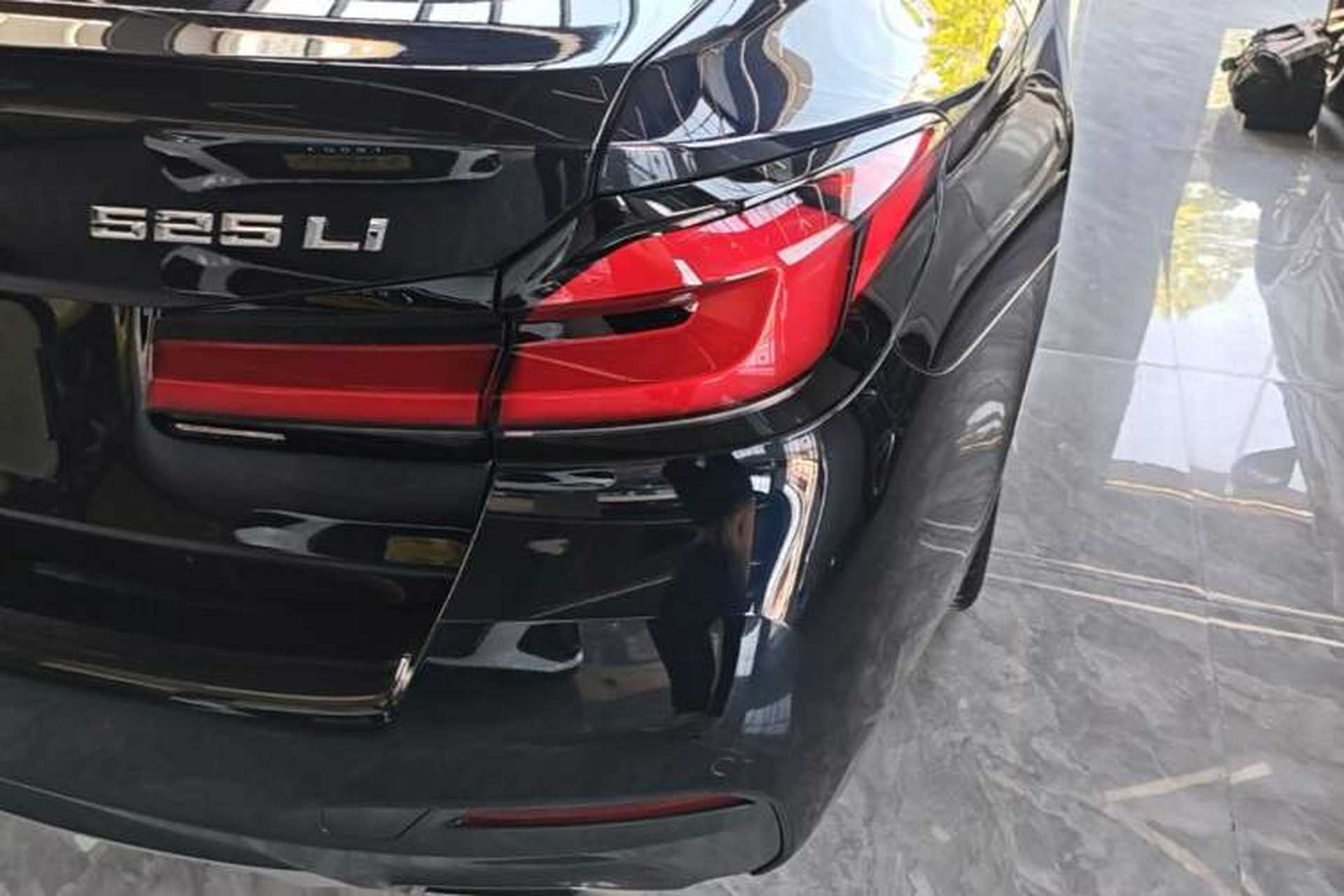 Used BMW 5 Series 2022 Second Facelift 525Li M Sport Package Right Rear Taillight