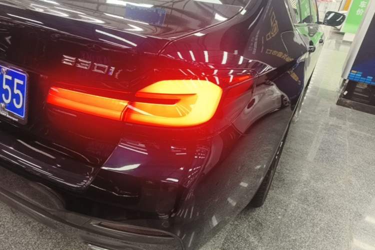 Used BMW 5 Series 2022 Second Facelift 530i M Sport Package Right Rear Taillight