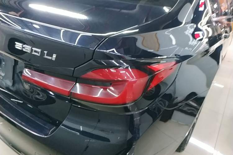 Used BMW 5 Series 2022 Updated 530Li Leading Edition Luxury Package Right Rear Taillight