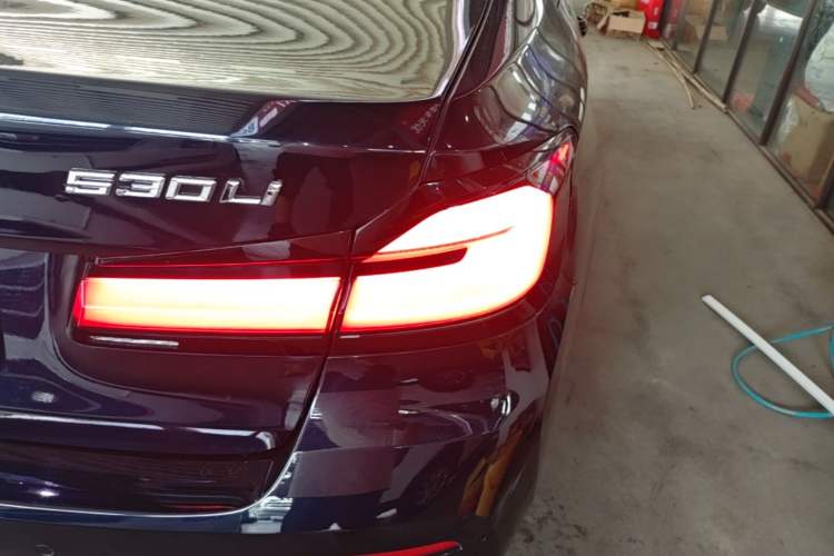 Used BMW 5 Series 2022 Restyled 525Li Luxury Package Right Rear Taillight