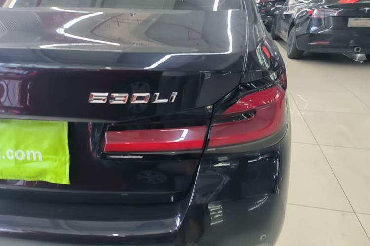 Used BMW 5 Series 2022 Second Facelift 530Li Leading Edition M Sport Package Right Rear Taillight