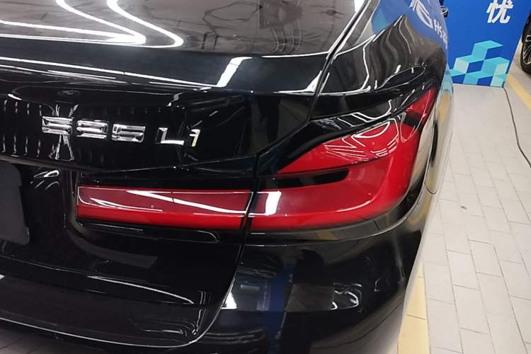 Used BMW 5 Series 2022 Second Facelift 525Li Luxury Package Right Rear Taillight