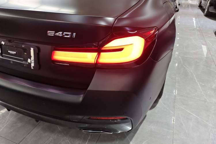 Used BMW 5 Series 2022 Restyled 540i Luxury Edition M Sport Package Right Rear Taillight