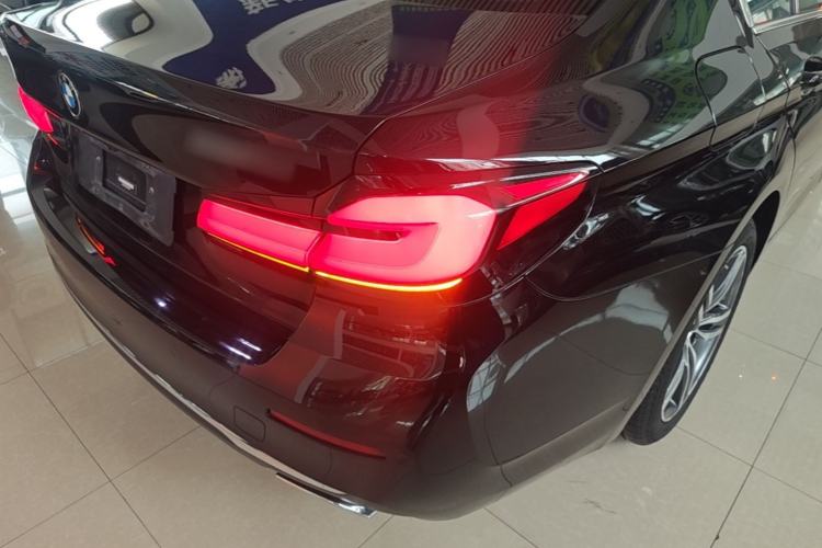 Used BMW 5 Series 2022 Updated 530Li Leading Edition Luxury Package Right Rear Taillight