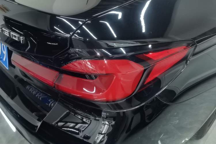 Used BMW 5 Series 2022 Second Facelift 530i M Sport Package Right Rear Taillight
