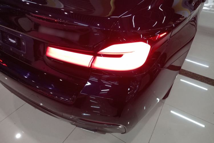 Used BMW 5 Series 2022 Restyled 525Li M Sport Package Right Rear Taillight