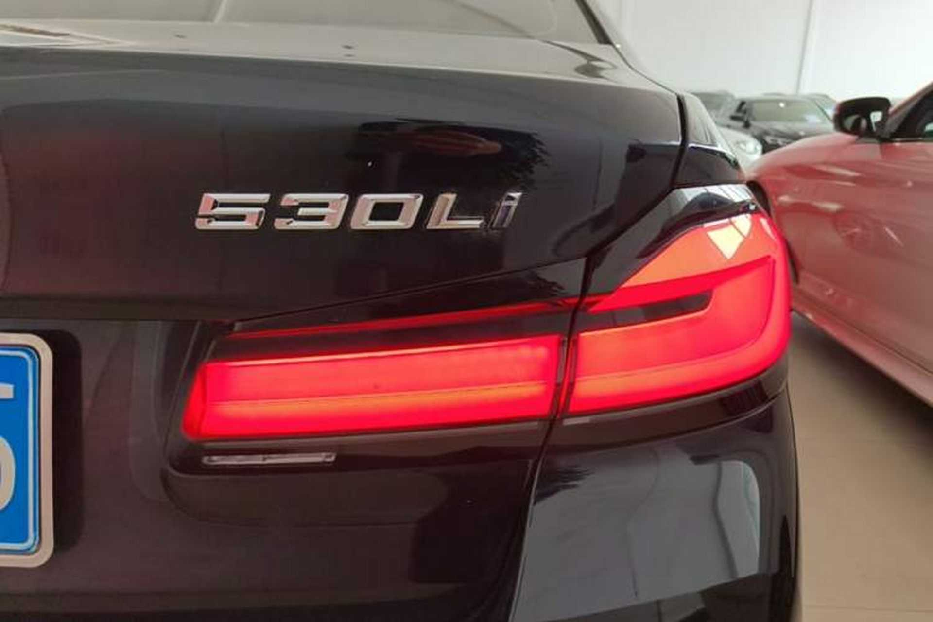 Used BMW 5 Series 2022 Second Facelift 530Li xDrive M Sport Package Right Rear Taillight