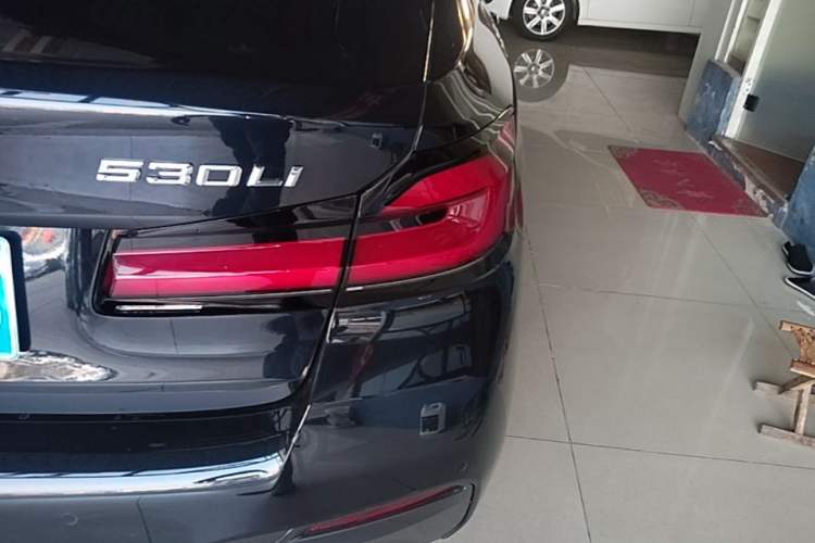 Used BMW 5 Series 2022 Second Facelift 525Li M Sport Package Right Rear Taillight