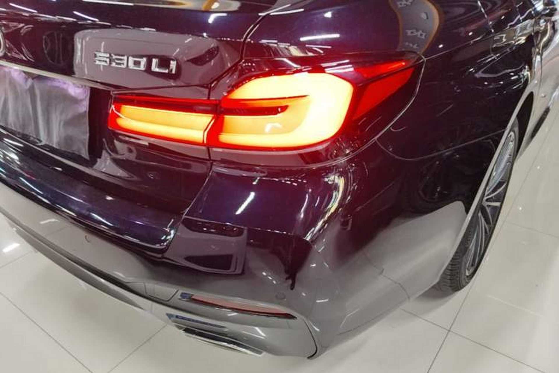 Used BMW 5 Series 2022 Second Facelift 530Li Leading Edition M Sport Package Right Rear Taillight