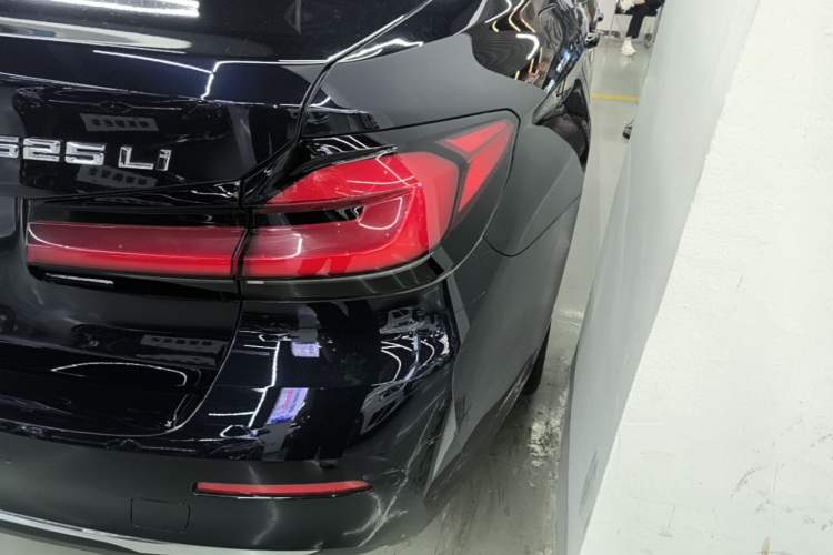 Used BMW 5 Series 2022 Second Facelift 525Li Luxury Package Right Rear Taillight