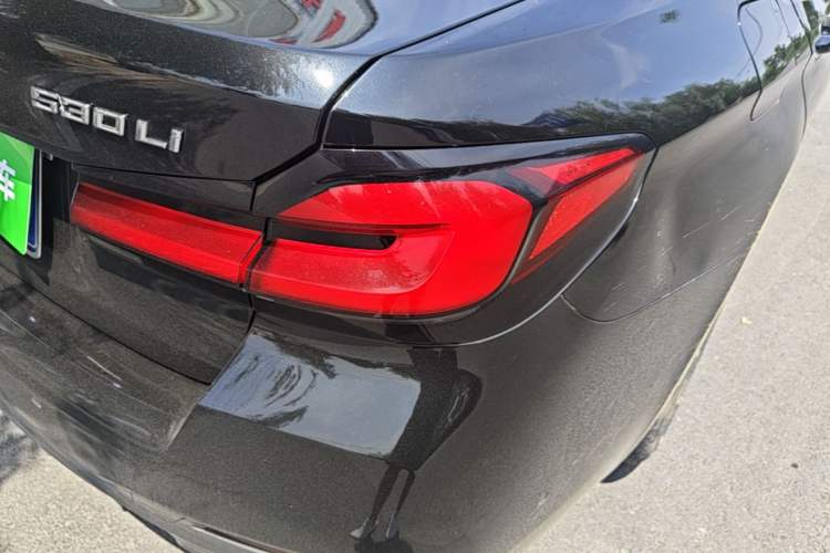 Used BMW 5 Series 2022 530Li Leading Model M Sport Package Right Rear Taillight