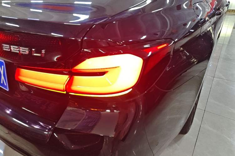 Used BMW 5 Series 2022 Second Facelift 525Li M Sport Package Right Rear Taillight