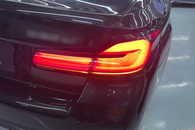 Used BMW 5 Series 2022 Revised Version 3 530Li Luxury Edition M Sport Package Right Rear Taillight