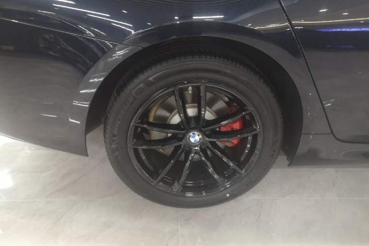 Used BMW 5 Series 2022 Restyled 525Li M Sport Package Right Rear Wheel Hub