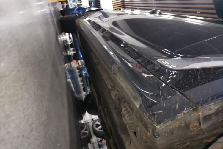 Used BMW 5 Series 2022 Second Facelift 525Li M Sport Package Right Side Sill