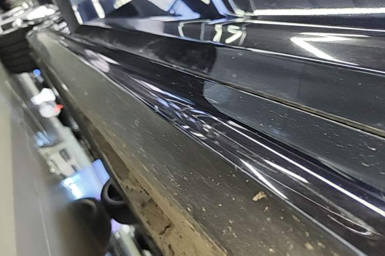 Used BMW 5 Series 2022 Restyled 530Li Leading Edition M Sport Package Right Side Sill
